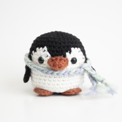Cuddly Penguin amigurumi pattern by A Menagerie of Stitches