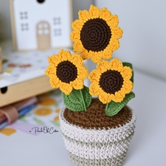 Sunflower in a Pot amigurumi pattern by apinchofcotton