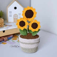 Sunflower in a Pot amigurumi by apinchofcotton