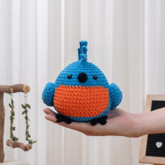 Blue Crowned Pigeon Bird amigurumi pattern by The Loop Story