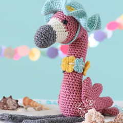 Ray the summer flamingo amigurumi by LikeALigerCrochet