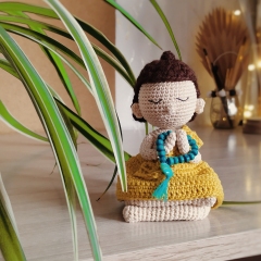Little Buddha amigurumi pattern by Crochery