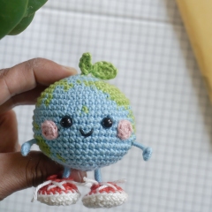 Earth amigurumi pattern by Cocorumi Design
