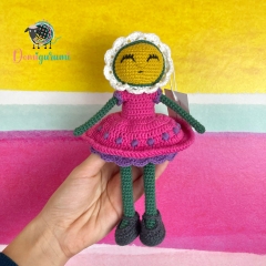 Flower Doll amigurumi pattern by Domigurumi