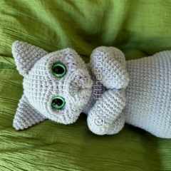 Scratch-My-Tummy Grey Cat amigurumi pattern by StuffTheBody