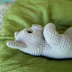 Scratch-My-Tummy Grey Cat amigurumi by StuffTheBody
