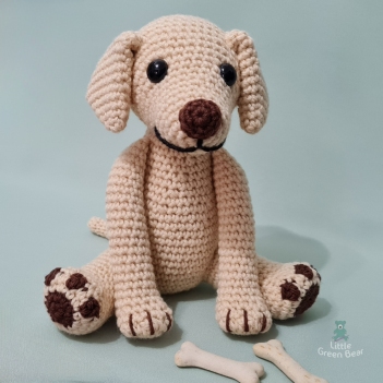 Lenny the Labrador amigurumi pattern by Little Green Bear