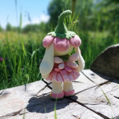 Flower Fairy  amigurumi by Iryna Zubova