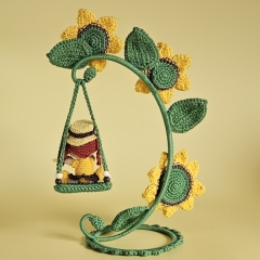 Flower Children - Sonja Sunflower amigurumi pattern by SaphirhaseDesign