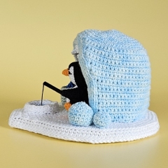 Martin the little penguin amigurumi pattern by SaphirhaseDesign