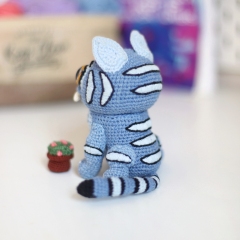 K-pop Tiger Derpy amigurumi pattern by Loopy Pattern