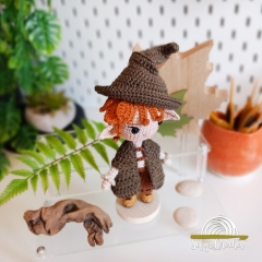 Momiji the Woodland Elf amigurumi pattern by SefyCrochet