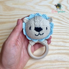 Lion Rattle amigurumi pattern by Domigurumi