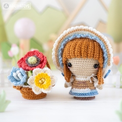 Flower Field ('Mini Kingdom') amigurumi pattern by AradiyaToys