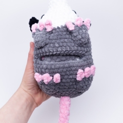 Mama Opossum with Pouch and Babies amigurumi by Theresas Crochet Shop