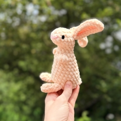 Pocket Hares amigurumi pattern by Lex in Stitches