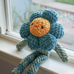 Petal Pals (no-sew) amigurumi pattern by Curiouspapaya