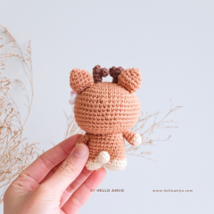Floral Deer Crochet Pattern amigurumi by Hello Amijo