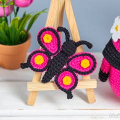 Butterfly Gnome amigurumi pattern by Mufficorn