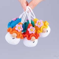 Flower Gnomes Keychains amigurumi pattern by Mufficorn