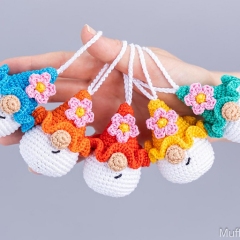 Flower Gnomes Keychains amigurumi pattern by Mufficorn