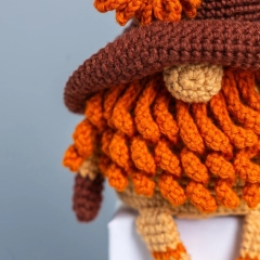 Gnome with Sunflower amigurumi by Mufficorn