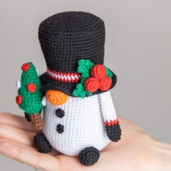 Snowman amigurumi by Mufficorn