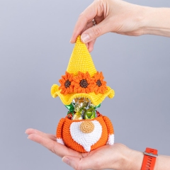 Sunflower Gnome Candy Keeper amigurumi pattern by Mufficorn