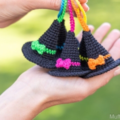 Witch Hat Keychains amigurumi pattern by Mufficorn