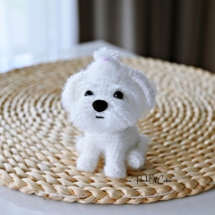 Mini Maltese Dog amigurumi by apinchofcotton