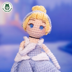 Glass Slipper Princess amigurumi by Co Tam Crafts