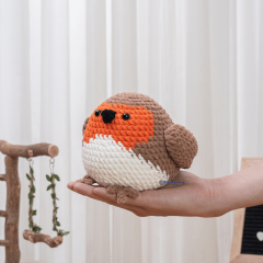 Red Robin Bird  amigurumi pattern by The Loop Story