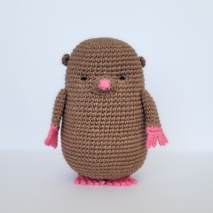 Lumo the Cautious Mole amigurumi pattern by engurumist