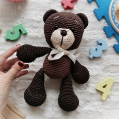 Classic Teddy Bear amigurumi pattern by EmmaS Dolls
