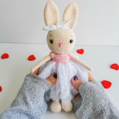 Lola the Princess Bunny amigurumi pattern by EmmaS Dolls