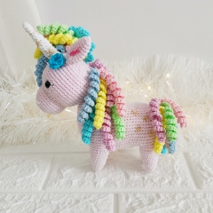 Sparkle the Magic Unicorn amigurumi pattern by EmmaS Dolls