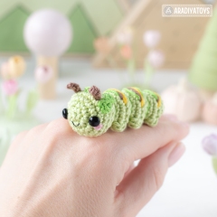 Caterpillar ('Mini Kingdom') amigurumi pattern by AradiyaToys