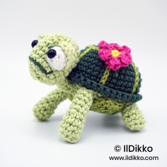 Birtle the Turtle XS amigurumi pattern by IlDikko