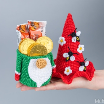 Gnome Candy Keeper amigurumi pattern by Mufficorn