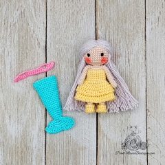 Malka Mermaid amigurumi pattern by Pink Mouse Boutique