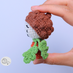 Tiny acorn elf amigurumi pattern by yarnacadabra