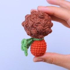 Tiny acorn elf amigurumi by yarnacadabra