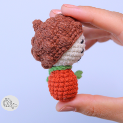 Tiny acorn elf amigurumi pattern by yarnacadabra