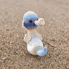 Strudel the Seahorse amigurumi pattern by LittleEllies_Handmade