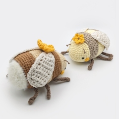 Marigold the Bumblebee amigurumi by schrahki