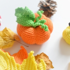 2-in-1 Crochet Pumpkin Pattern amigurumi by EmmaS Dolls