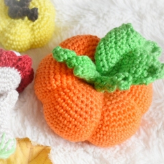 2-in-1 Crochet Pumpkin Pattern amigurumi pattern by EmmaS Dolls