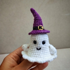 Spooky Little Ghost Pattern amigurumi pattern by EmmaS Dolls