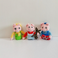 Three Little Pigs Finger Puppets amigurumi by EmmaS Dolls