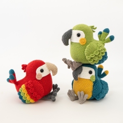 Nara the Parrot amigurumi pattern by airali design